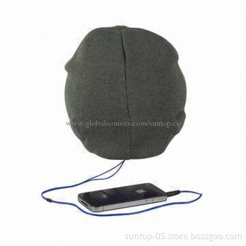 Hat with earphone for adult